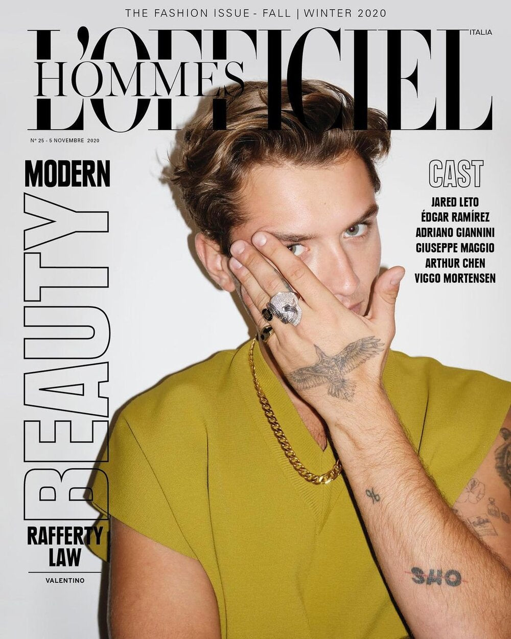 L'Officiel Cover
