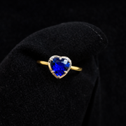 1ct Sapphire Heart set in our Georgian Inspired Gold Setting