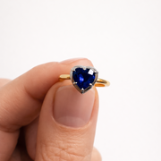 1ct Sapphire Heart set in our Georgian Inspired Gold Setting