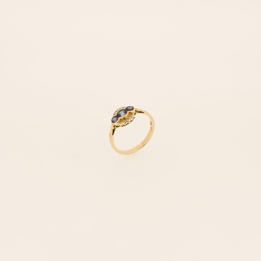 9ct Gold Sapphire & Diamond Ring