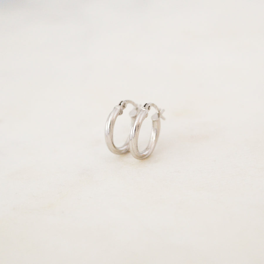 Twisted White Gold Hoop Earrings - 19mm