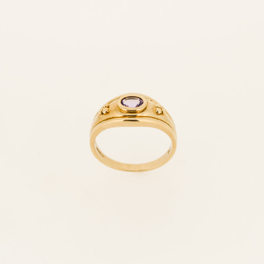 9ct Gold Amethyst Ring