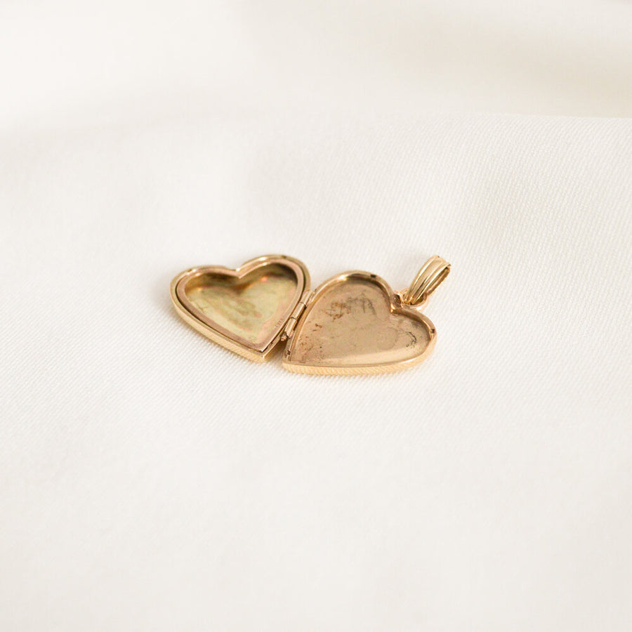 Sixties Heart Gold Locket Necklace