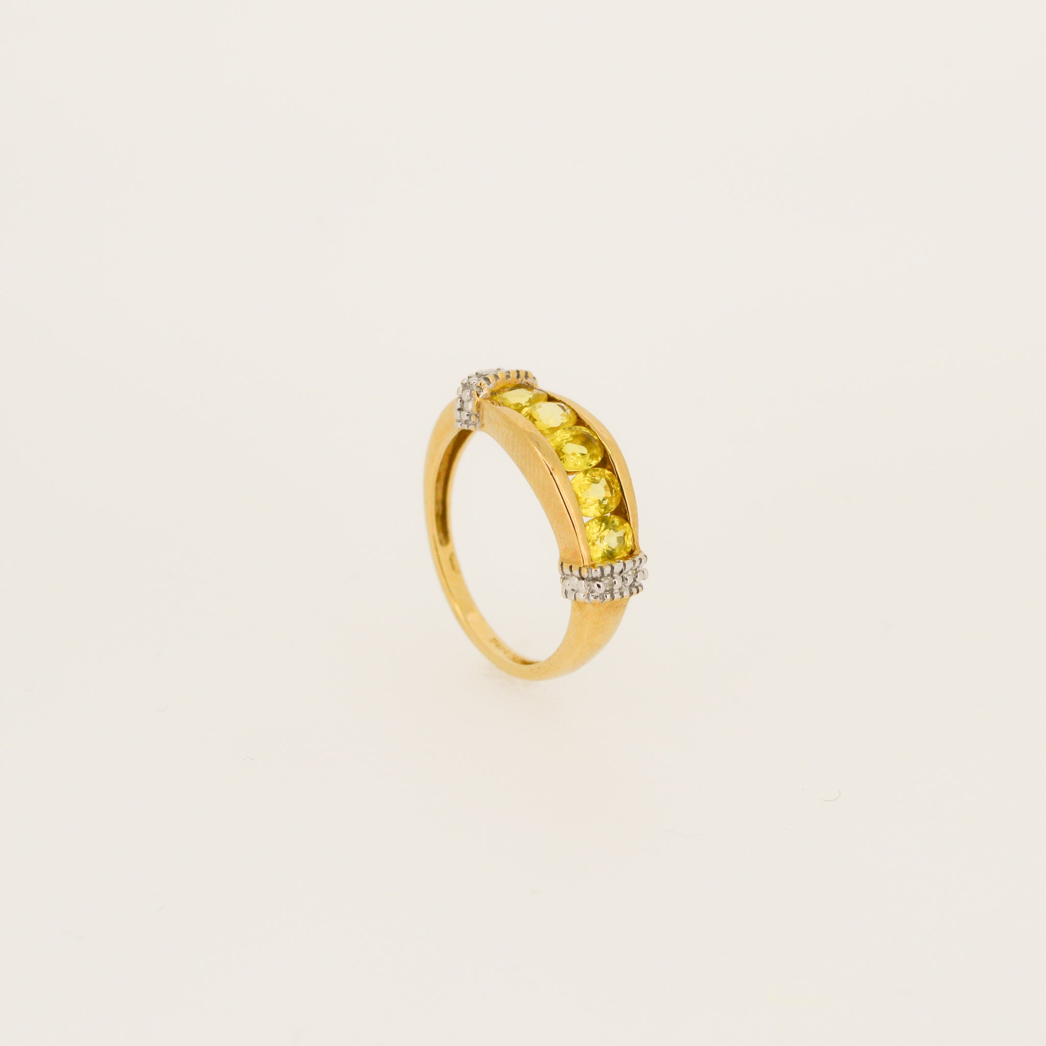 Lemon Quartz & Diamond Gold Ring
