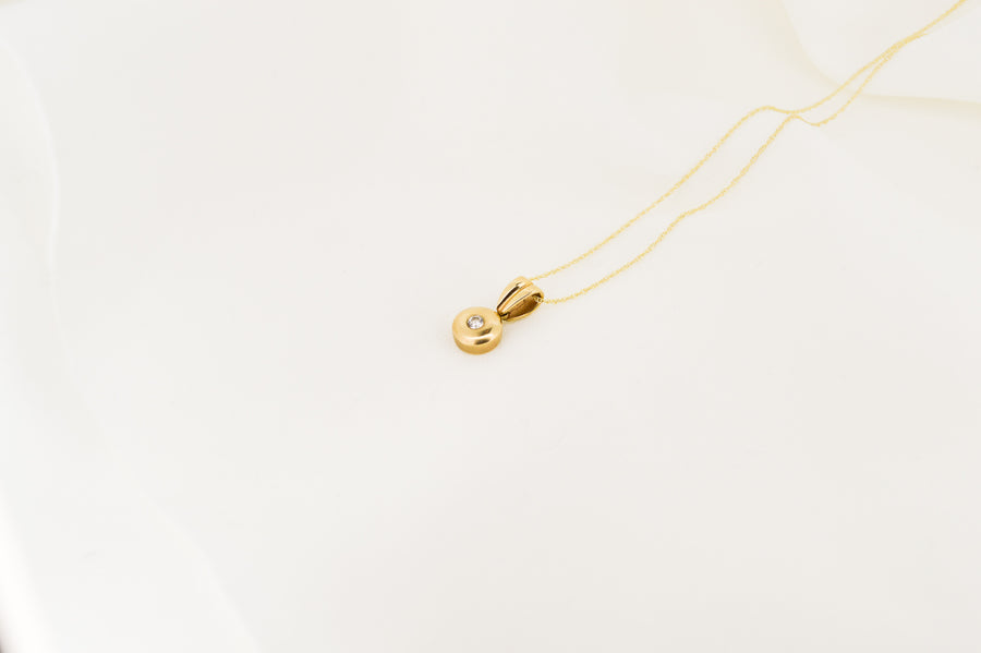 Diamond Set Gold Necklace