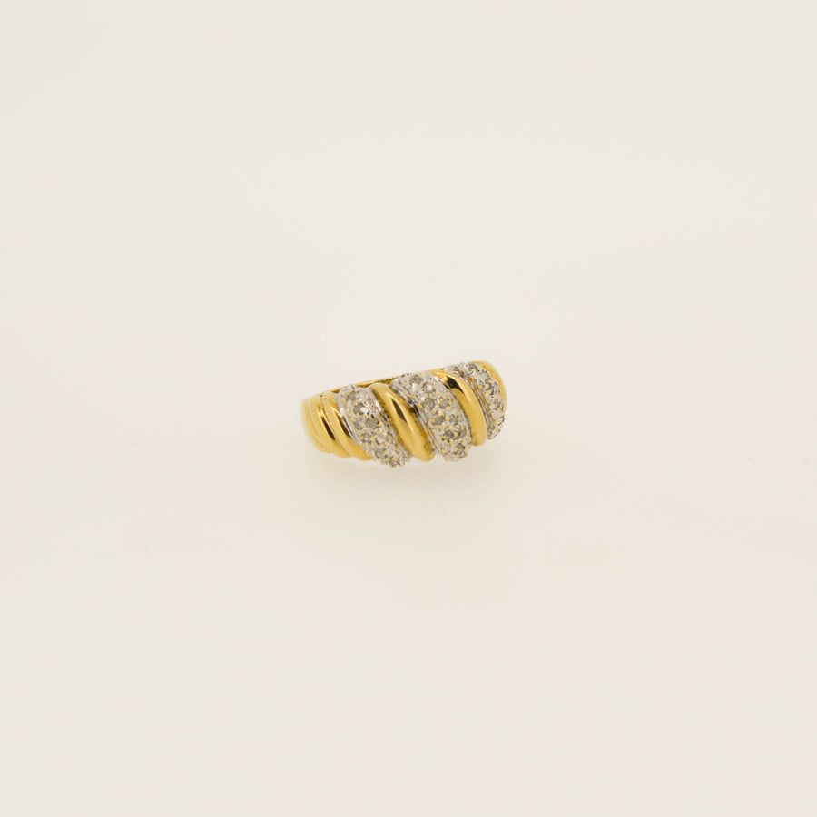 Diamond Pave Twist Gold Ring