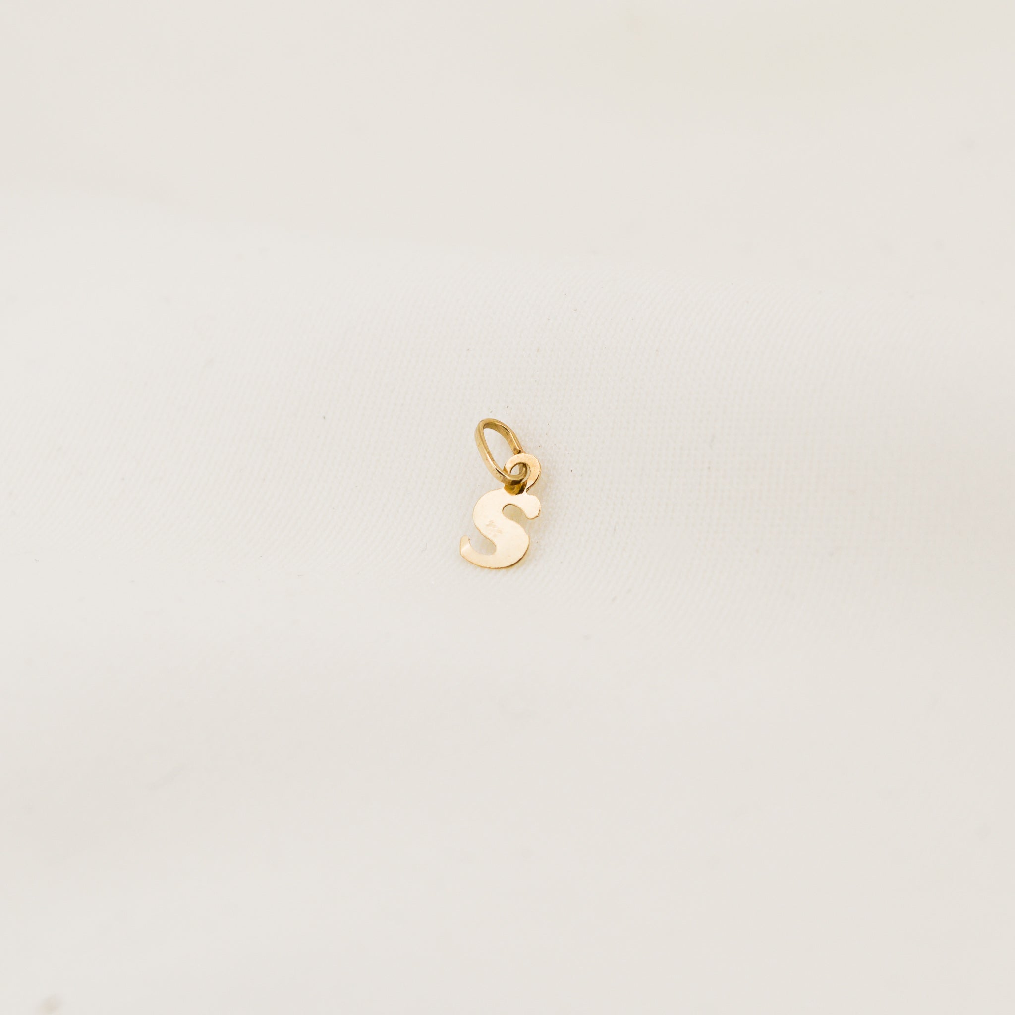 Miniature 9ct Gold S Initial Pendant