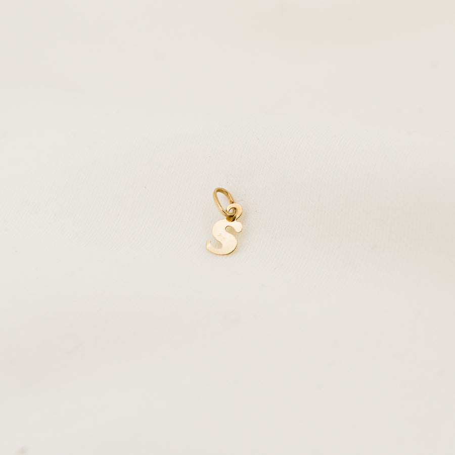 Miniature 9ct Gold S Initial Pendant