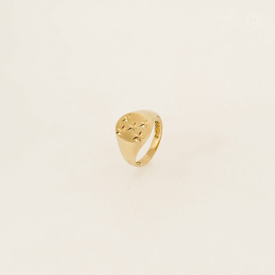 9ct Gold 1960's Star Oval Signet Ring
