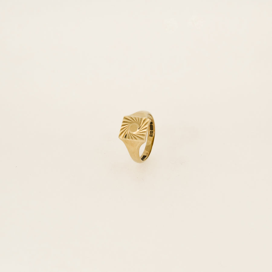 9ct Gold 1970's Sunshine Signet Ring