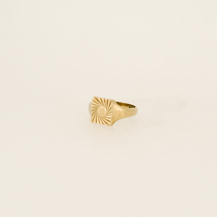 9ct Gold 1970's Sunshine Signet Ring