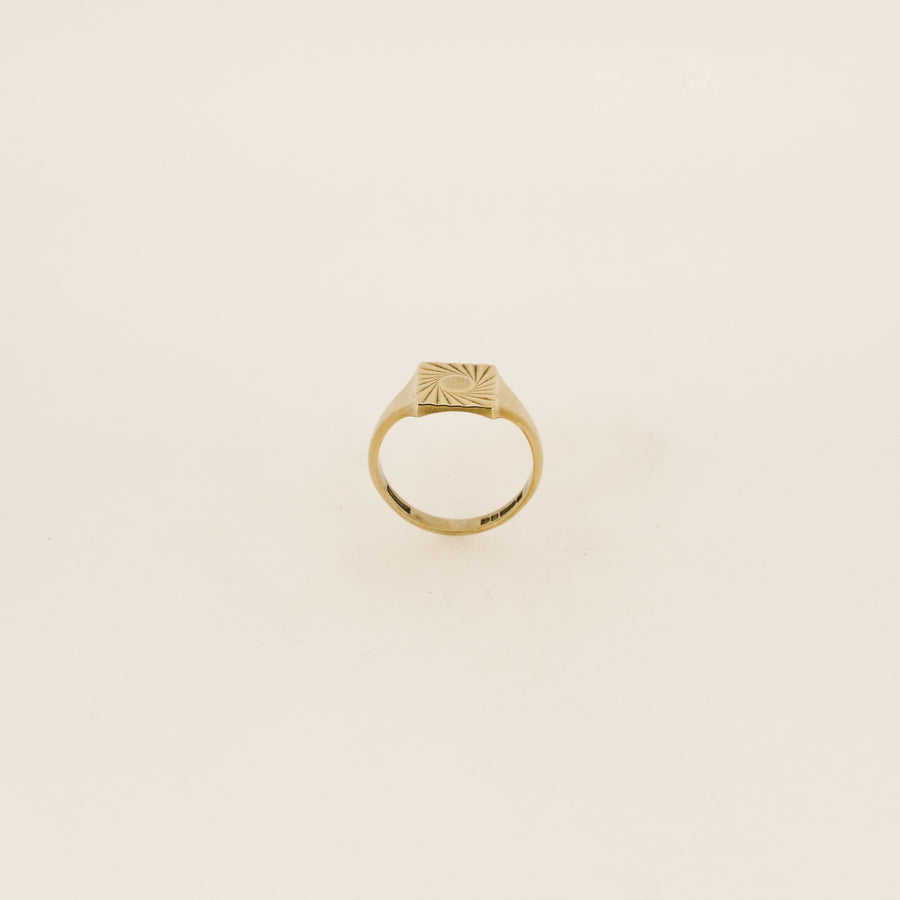 9ct Gold 1970's Sunshine Signet Ring