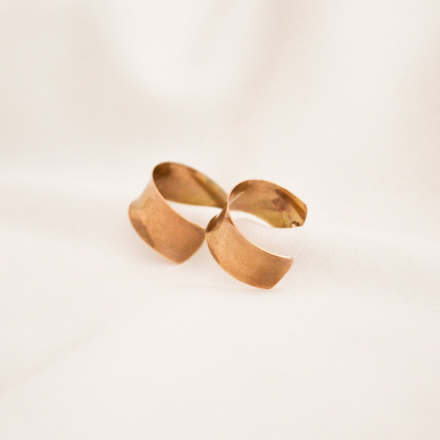 Curved Band 9ct Gold Earrings