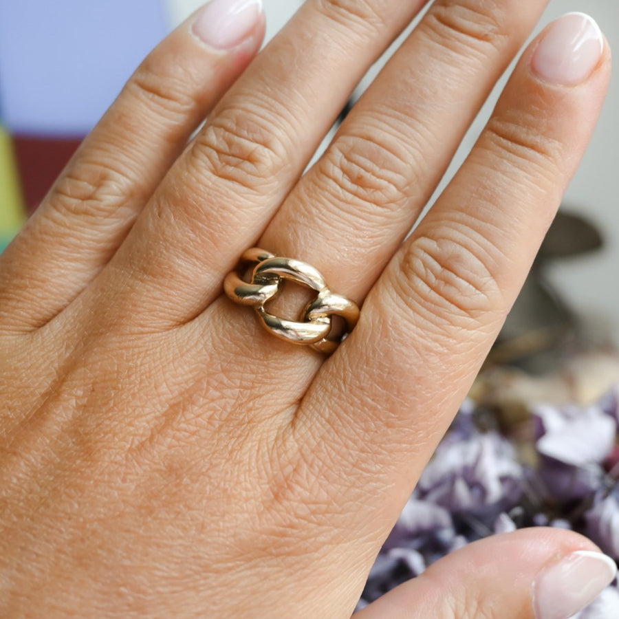 9ct Gold Chunky Chain Link Ring