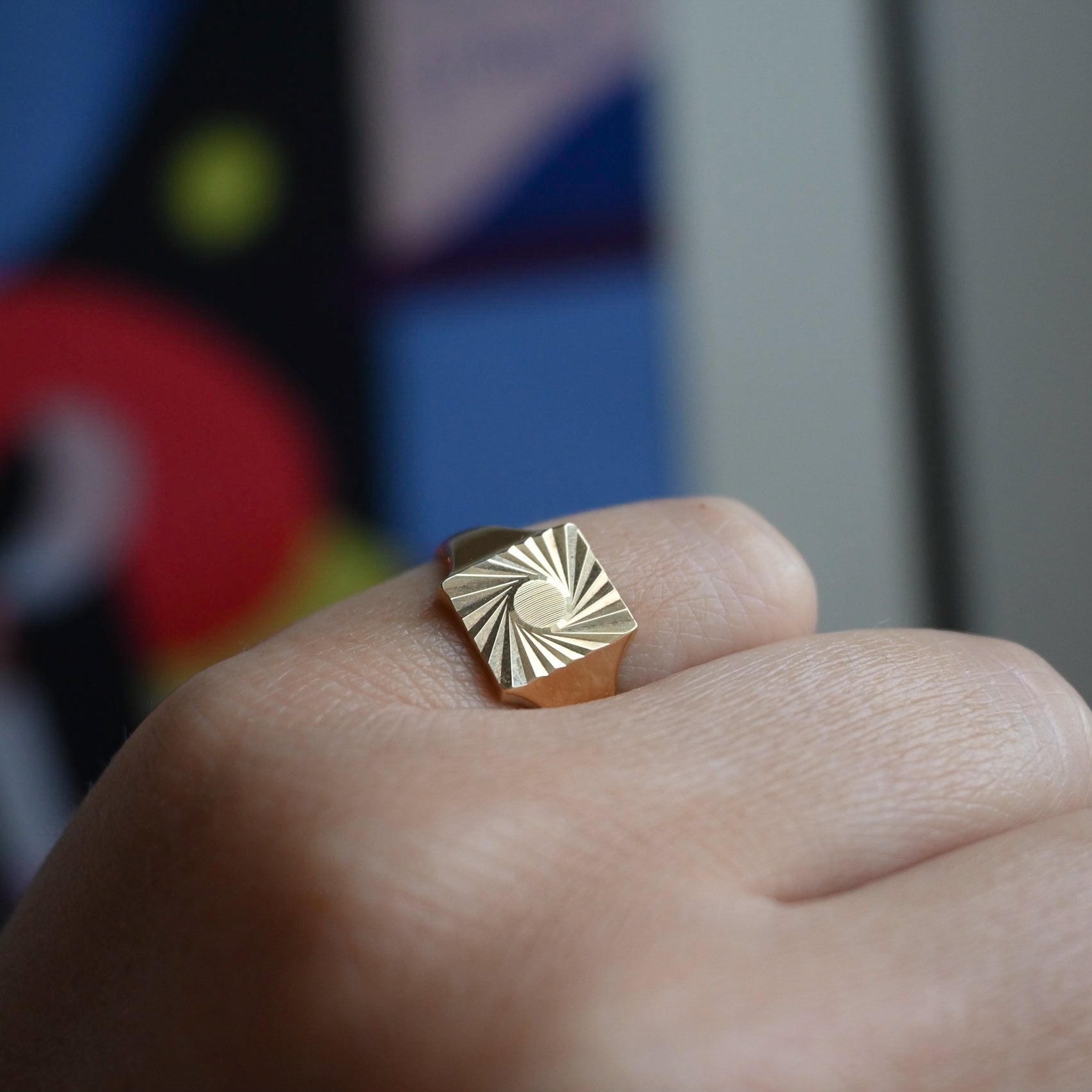 9ct Gold 1970's Sunshine Signet Ring