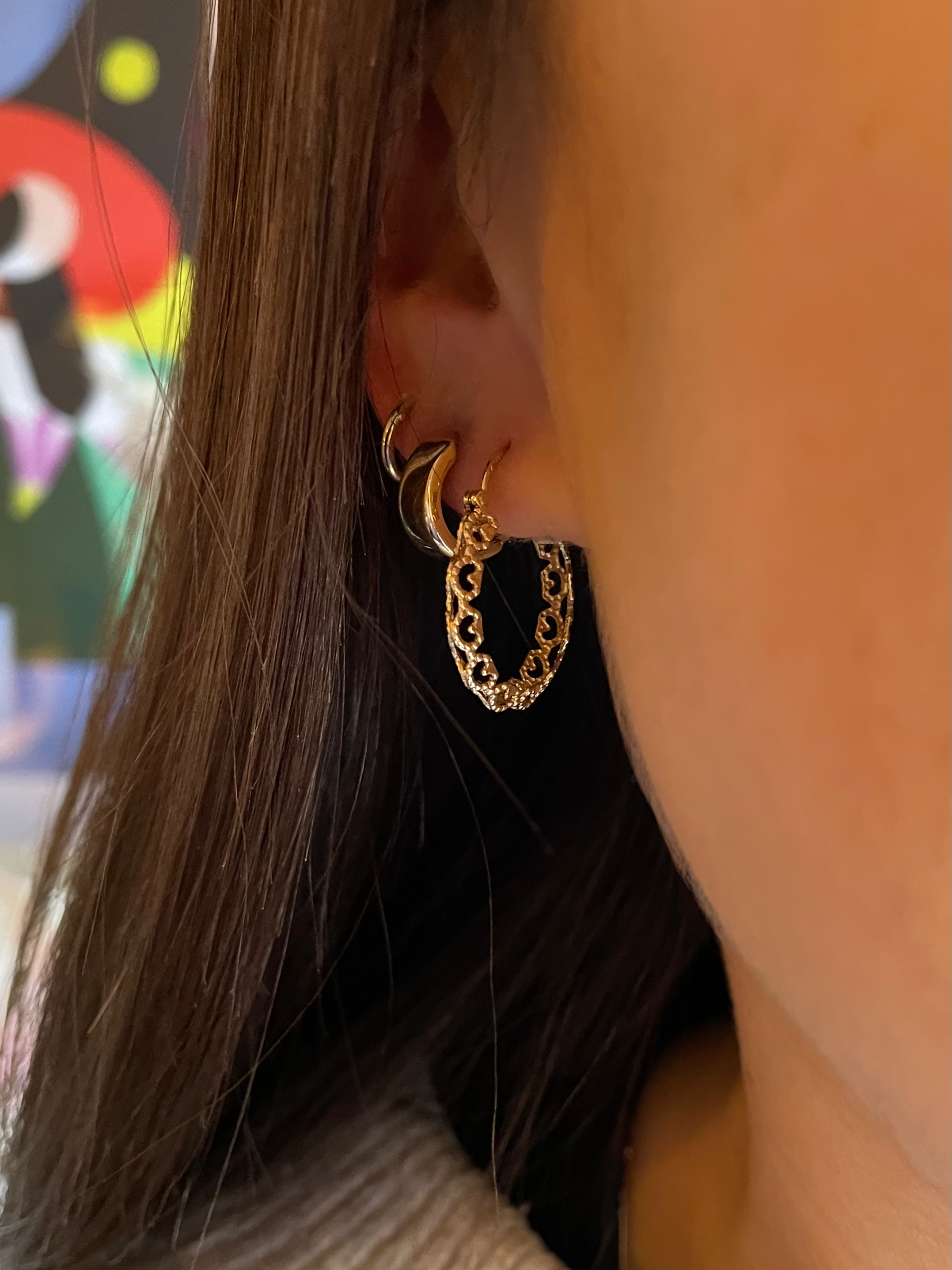 Cut-Out Gold Heart Hoop Earrings - 18mm