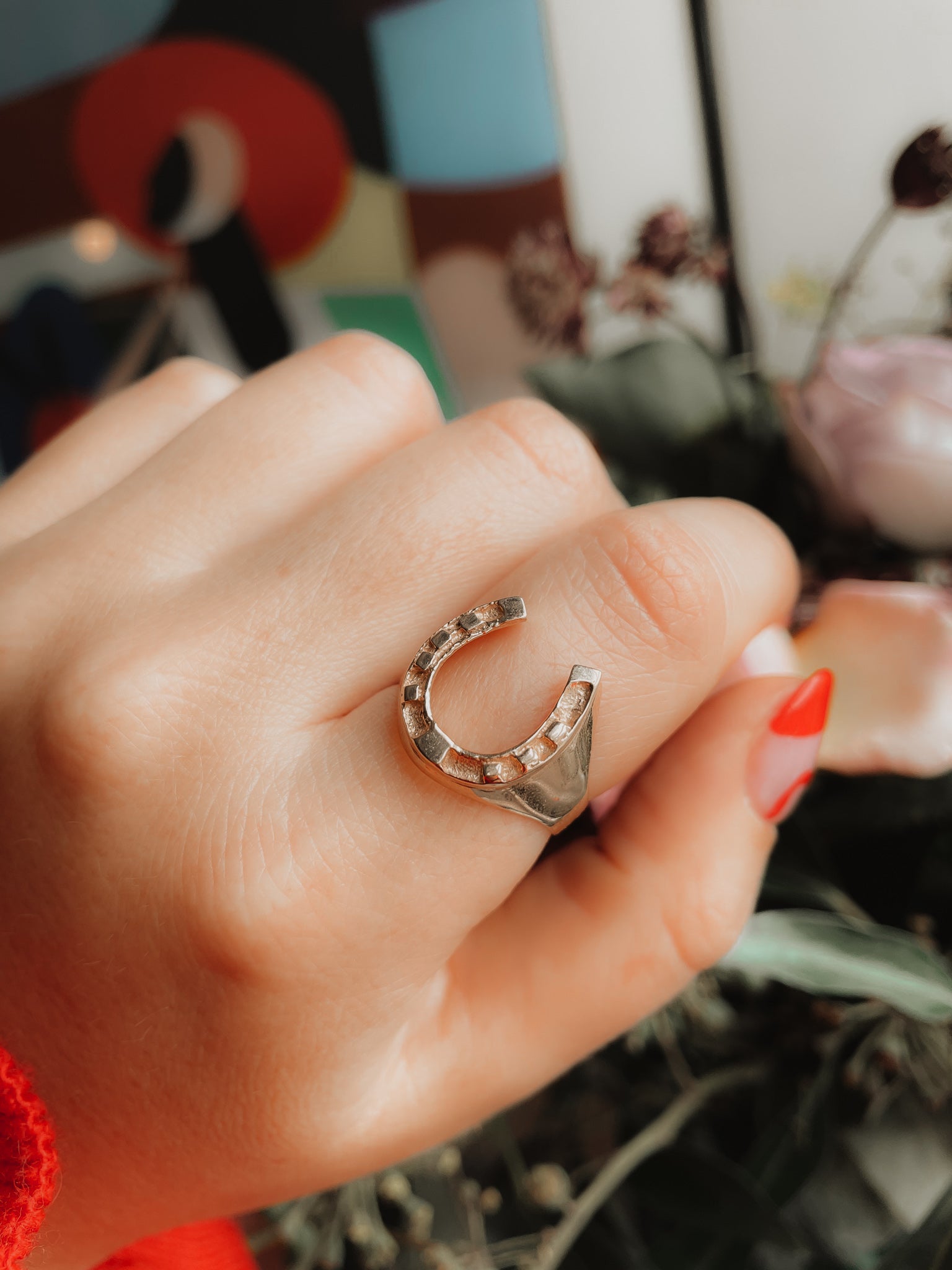 Womens gold horseshoe ring new arrivals