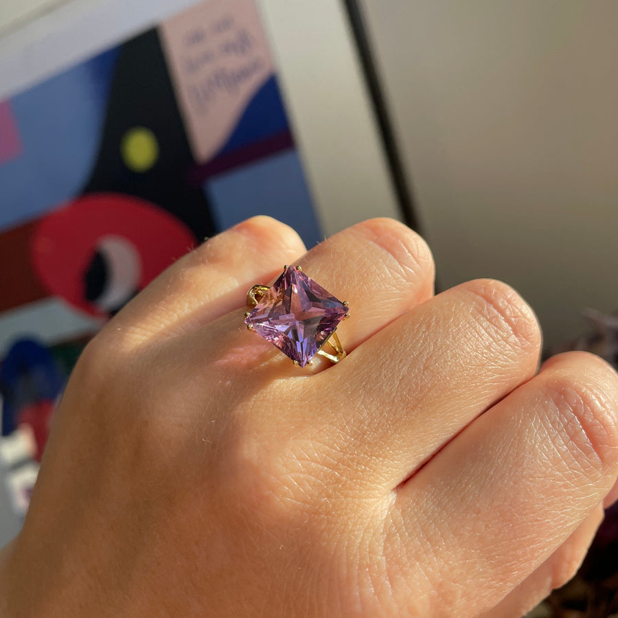 Vintage Amethyst and 9ct Gold Ring