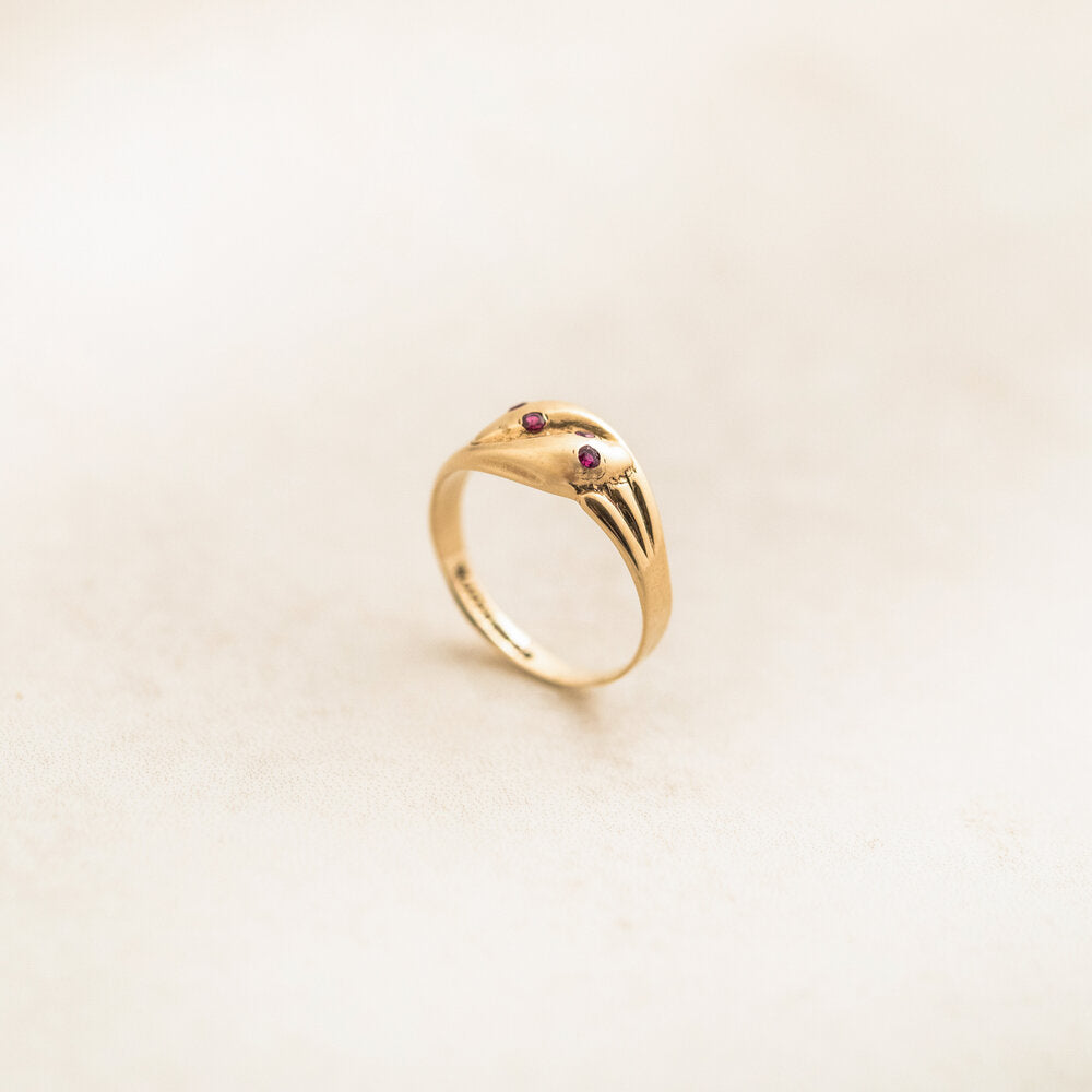 Ruby Eye Snake Ring